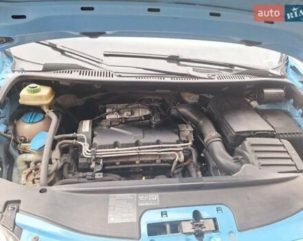 Фольксваген Кадди 2008 в Черкассах на Automoto.ua Синий Фольксваген Кадди, объемом двигателя 2 л и пробегом 249 тыс. км за 5500 $, фото 13 на Automoto.ua