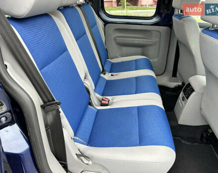 Фольксваген Кадди 2008 в Виннице на Automoto.ua Синий Фольксваген Кадди, объемом двигателя 1.6 л и пробегом 221 тыс. км за 7999 $, фото 59 на Automoto.ua