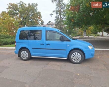 Фольксваген Кадди 2008 в Черкассах на Automoto.ua Синий Фольксваген Кадди, объемом двигателя 2 л и пробегом 249 тыс. км за 5500 $, фото 2 на Automoto.ua