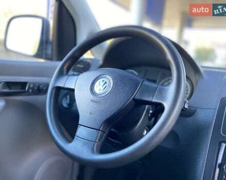 Фольксваген Кадди 2008 в Николаеве на Automoto.ua Синий Фольксваген Кадди, объемом двигателя 1.9 л и пробегом 415 тыс. км за 5899 $, фото 9 на Automoto.ua