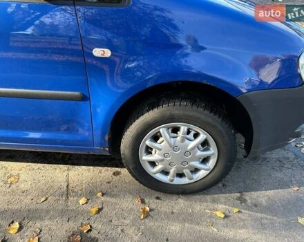 Фольксваген Кадди 2008 в Броварах на Automoto.ua Синий Фольксваген Кадди, объемом двигателя 1.6 л и пробегом 260 тыс. км за 5100 $, фото 1 на Automoto.ua
