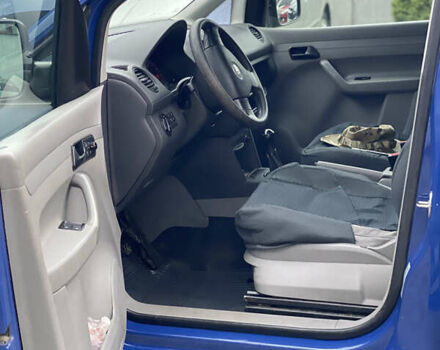 Синий Фольксваген Кадди, объемом двигателя 2 л и пробегом 175 тыс. км за 5350 $, фото 6 на Automoto.ua