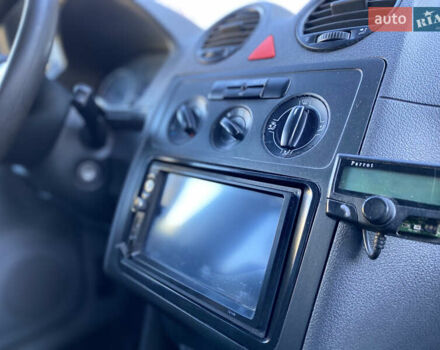 Фольксваген Кадди 2008 в Николаеве на Automoto.ua Синий Фольксваген Кадди, объемом двигателя 1.9 л и пробегом 415 тыс. км за 5899 $, фото 10 на Automoto.ua