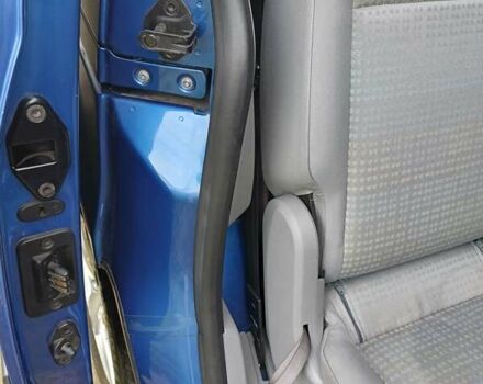 Синій Фольксваген Кадді, об'ємом двигуна 1.9 л та пробігом 104 тис. км за 10300 $, фото 9 на Automoto.ua