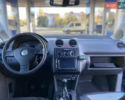 Фольксваген Кадди 2008 в Николаеве на Automoto.ua Синий Фольксваген Кадди, объемом двигателя 1.9 л и пробегом 415 тыс. км за 5899 $, фото 8 на Automoto.ua
