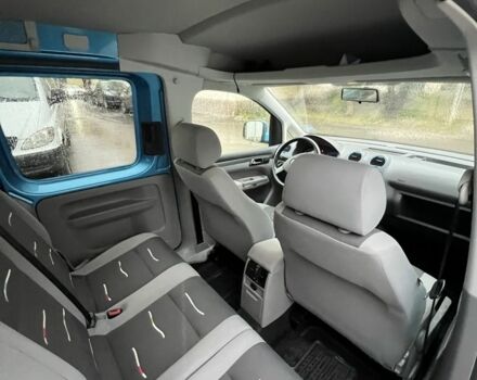 Синий Фольксваген Кадди, объемом двигателя 1.6 л и пробегом 215 тыс. км за 7300 $, фото 3 на Automoto.ua