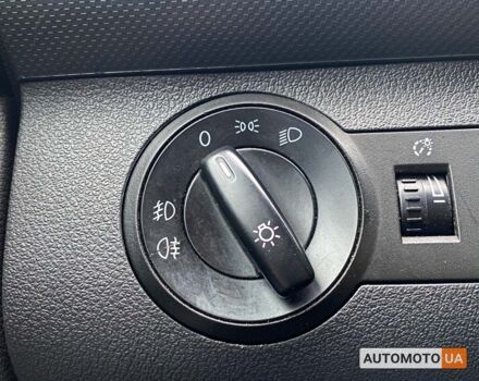 Синий Фольксваген Кадди, объемом двигателя 2 л и пробегом 232 тыс. км за 8150 $, фото 16 на Automoto.ua