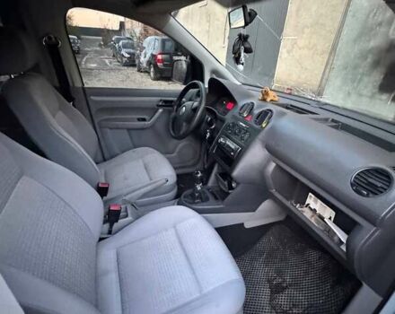 Синій Фольксваген Кадді, об'ємом двигуна 1.6 л та пробігом 308 тис. км за 5500 $, фото 1 на Automoto.ua