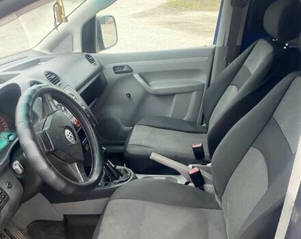 Синий Фольксваген Кадди, объемом двигателя 1.39 л и пробегом 344 тыс. км за 4000 $, фото 15 на Automoto.ua