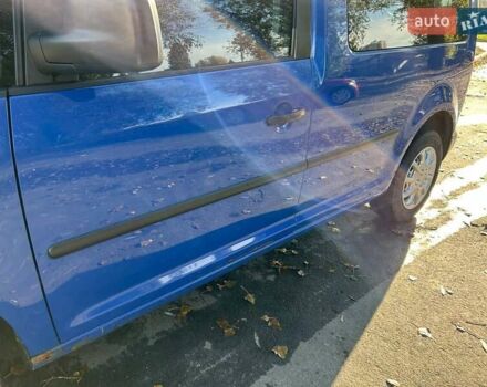 Фольксваген Кадди 2008 в Броварах на Automoto.ua Синий Фольксваген Кадди, объемом двигателя 1.6 л и пробегом 260 тыс. км за 5100 $, фото 4 на Automoto.ua