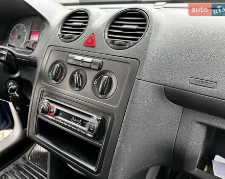 Синий Фольксваген Кадди, объемом двигателя 1.9 л и пробегом 361 тыс. км за 7650 $, фото 22 на Automoto.ua