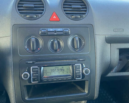 Синій Фольксваген Кадді, об'ємом двигуна 2 л та пробігом 230 тис. км за 6499 $, фото 23 на Automoto.ua