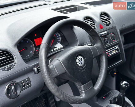 Синий Фольксваген Кадди, объемом двигателя 1.9 л и пробегом 361 тыс. км за 7650 $, фото 10 на Automoto.ua
