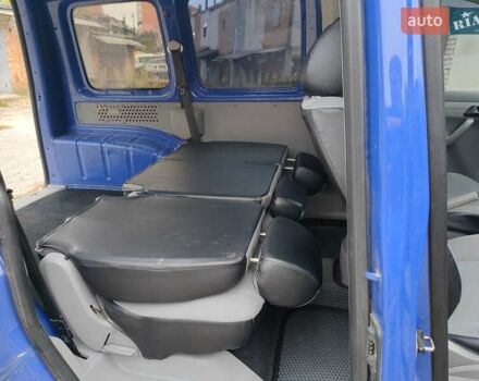 Синий Фольксваген Кадди, объемом двигателя 1.4 л и пробегом 250 тыс. км за 5950 $, фото 14 на Automoto.ua