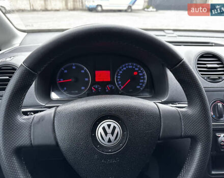 Синий Фольксваген Кадди, объемом двигателя 1.9 л и пробегом 361 тыс. км за 7650 $, фото 17 на Automoto.ua