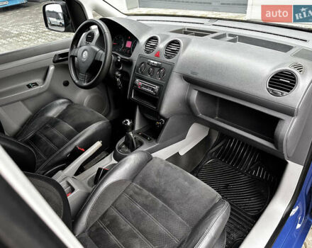 Синий Фольксваген Кадди, объемом двигателя 1.9 л и пробегом 361 тыс. км за 7650 $, фото 12 на Automoto.ua