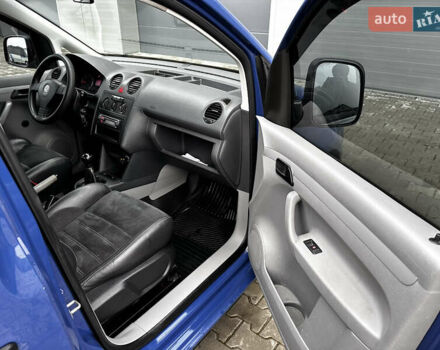 Синий Фольксваген Кадди, объемом двигателя 1.9 л и пробегом 361 тыс. км за 7650 $, фото 11 на Automoto.ua