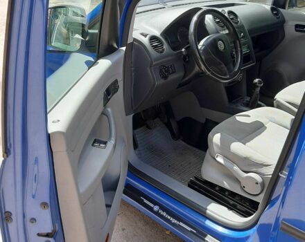 Синий Фольксваген Кадди, объемом двигателя 2 л и пробегом 398 тыс. км за 6600 $, фото 9 на Automoto.ua