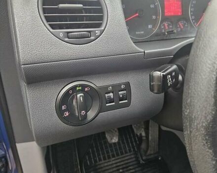 Синий Фольксваген Кадди, объемом двигателя 1.6 л и пробегом 243 тыс. км за 8100 $, фото 19 на Automoto.ua