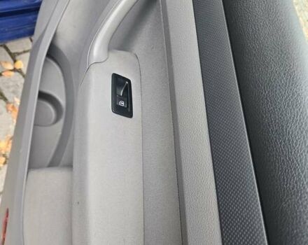 Синий Фольксваген Кадди, объемом двигателя 1.6 л и пробегом 243 тыс. км за 8100 $, фото 22 на Automoto.ua