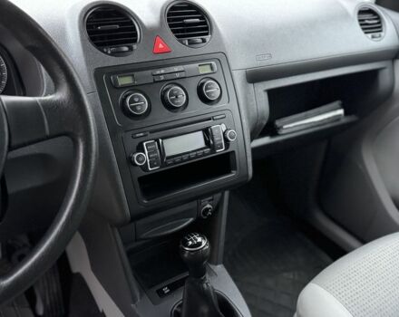 Синий Фольксваген Кадди, объемом двигателя 1.4 л и пробегом 266 тыс. км за 7550 $, фото 12 на Automoto.ua