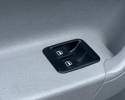 Синий Фольксваген Кадди, объемом двигателя 1.9 л и пробегом 239 тыс. км за 7300 $, фото 14 на Automoto.ua