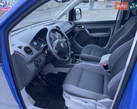 Синий Фольксваген Кадди, объемом двигателя 1.98 л и пробегом 235 тыс. км за 6100 $, фото 6 на Automoto.ua