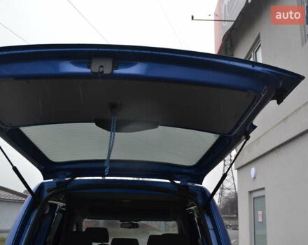 Синій Фольксваген Кадді, об'ємом двигуна 1.6 л та пробігом 216 тис. км за 9950 $, фото 25 на Automoto.ua