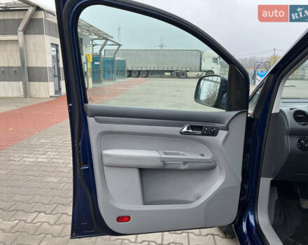 Синий Фольксваген Кадди, объемом двигателя 1.39 л и пробегом 266 тыс. км за 7499 $, фото 21 на Automoto.ua