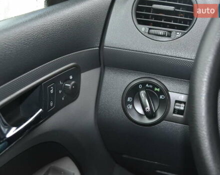 Синій Фольксваген Кадді, об'ємом двигуна 1.6 л та пробігом 216 тис. км за 9950 $, фото 36 на Automoto.ua