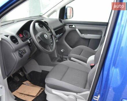 Синій Фольксваген Кадді, об'ємом двигуна 1.6 л та пробігом 216 тис. км за 9950 $, фото 18 на Automoto.ua