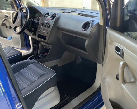 Синий Фольксваген Кадди, объемом двигателя 1.9 л и пробегом 235 тыс. км за 6200 $, фото 17 на Automoto.ua