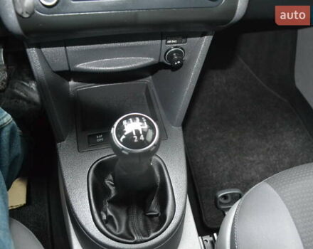 Синій Фольксваген Кадді, об'ємом двигуна 1.6 л та пробігом 216 тис. км за 9950 $, фото 33 на Automoto.ua