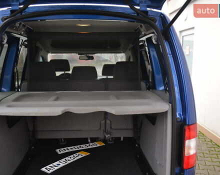 Синій Фольксваген Кадді, об'ємом двигуна 1.6 л та пробігом 216 тис. км за 9950 $, фото 24 на Automoto.ua