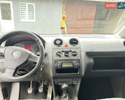 Синий Фольксваген Кадди, объемом двигателя 1.9 л и пробегом 252 тыс. км за 8500 $, фото 10 на Automoto.ua