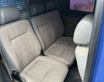 Синій Фольксваген Кадді, об'ємом двигуна 1.9 л та пробігом 241 тис. км за 8999 $, фото 15 на Automoto.ua