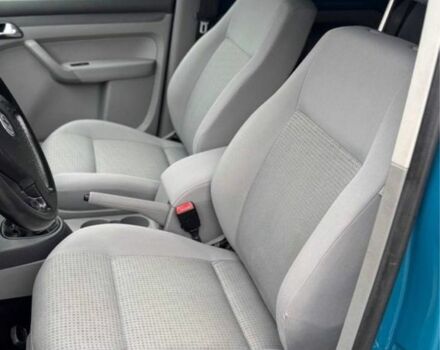 Синій Фольксваген Кадді, об'ємом двигуна 1.6 л та пробігом 206 тис. км за 5000 $, фото 16 на Automoto.ua