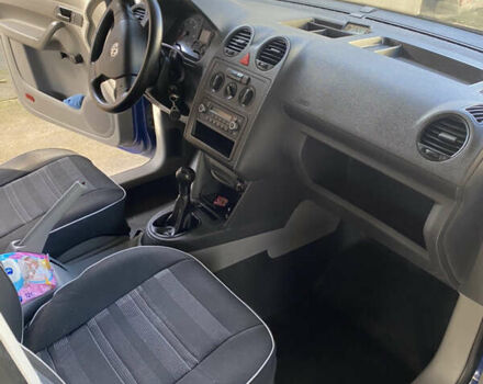 Синий Фольксваген Кадди, объемом двигателя 1.9 л и пробегом 235 тыс. км за 6200 $, фото 16 на Automoto.ua