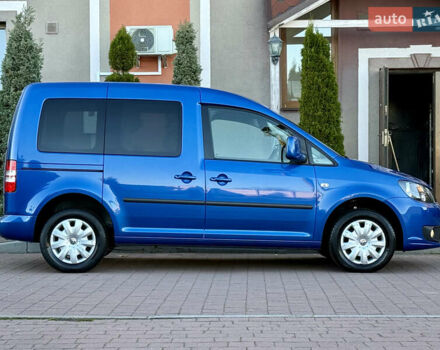 Синий Фольксваген Кадди, объемом двигателя 0 л и пробегом 246 тыс. км за 10850 $, фото 2 на Automoto.ua