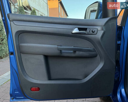 Синий Фольксваген Кадди, объемом двигателя 0 л и пробегом 246 тыс. км за 10850 $, фото 55 на Automoto.ua