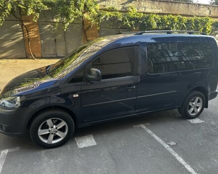 Синий Фольксваген Кадди, объемом двигателя 1.6 л и пробегом 252 тыс. км за 9000 $, фото 2 на Automoto.ua