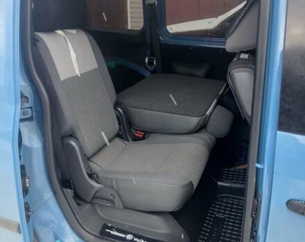 Синій Фольксваген Кадді, об'ємом двигуна 1.6 л та пробігом 269 тис. км за 9777 $, фото 2 на Automoto.ua