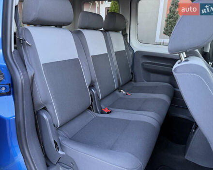 Синий Фольксваген Кадди, объемом двигателя 0 л и пробегом 246 тыс. км за 10850 $, фото 66 на Automoto.ua