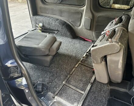 Синий Фольксваген Кадди, объемом двигателя 1.6 л и пробегом 252 тыс. км за 9000 $, фото 10 на Automoto.ua