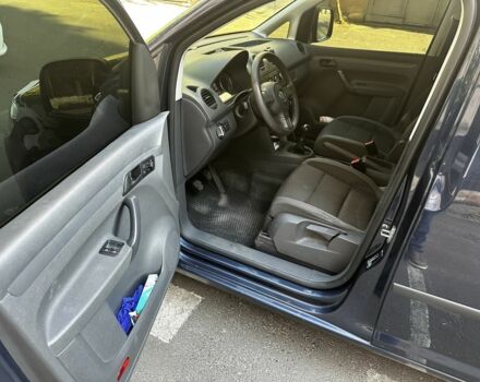 Синий Фольксваген Кадди, объемом двигателя 1.6 л и пробегом 252 тыс. км за 9000 $, фото 8 на Automoto.ua