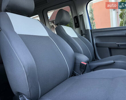 Синий Фольксваген Кадди, объемом двигателя 0 л и пробегом 246 тыс. км за 10850 $, фото 74 на Automoto.ua