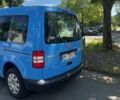 Синий Фольксваген Кадди, объемом двигателя 1.6 л и пробегом 307 тыс. км за 7636 $, фото 3 на Automoto.ua
