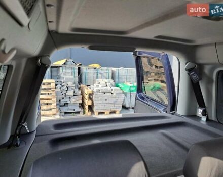Синий Фольксваген Кадди, объемом двигателя 1.6 л и пробегом 230 тыс. км за 10300 $, фото 11 на Automoto.ua