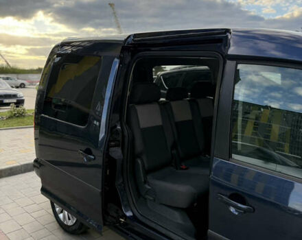 Синий Фольксваген Кадди, объемом двигателя 1.6 л и пробегом 183 тыс. км за 12499 $, фото 21 на Automoto.ua