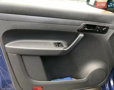 Синій Фольксваген Кадді, об'ємом двигуна 2 л та пробігом 200 тис. км за 10500 $, фото 7 на Automoto.ua